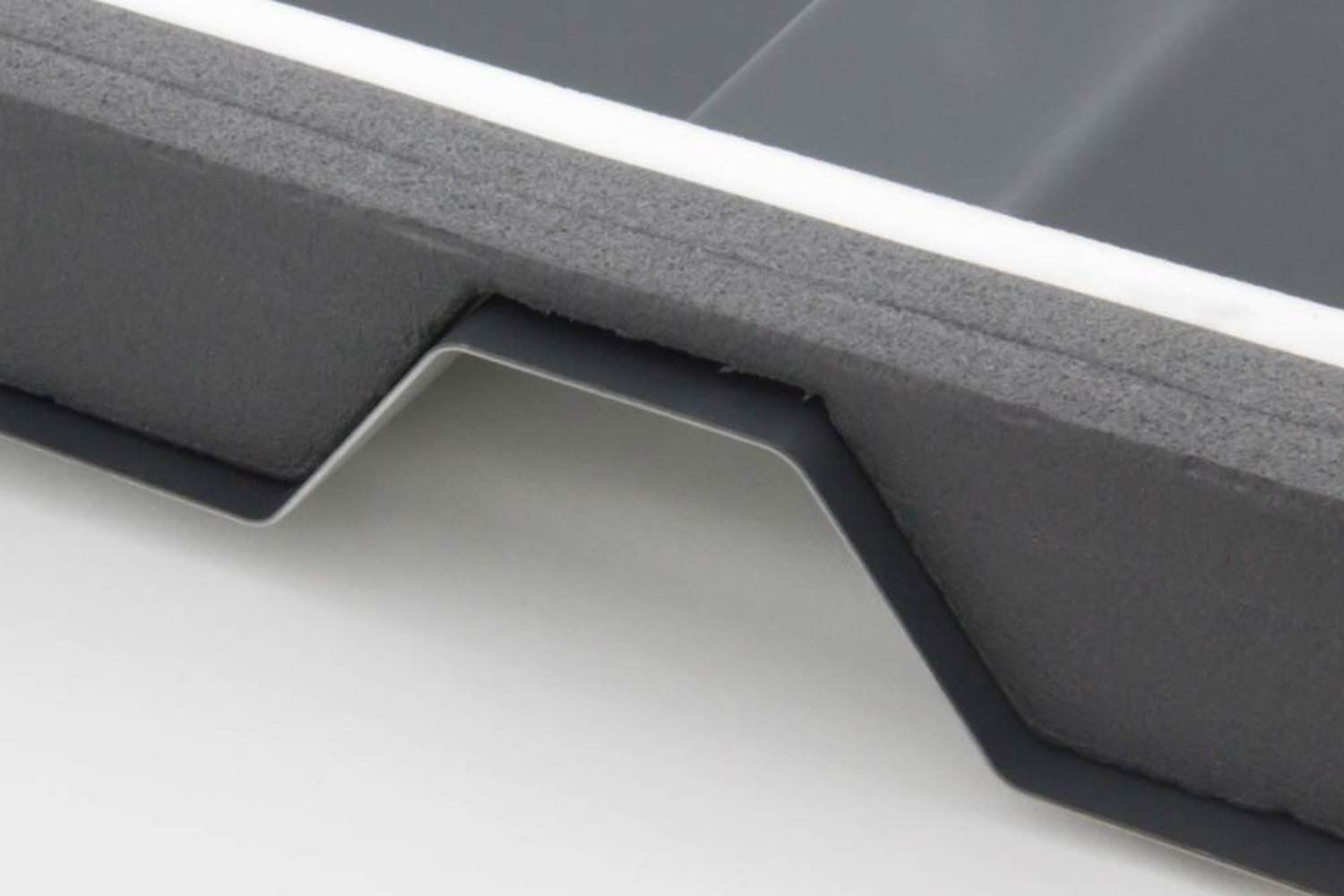 Carport_RAL7016_render_detail_Aqua-barriere_Foto 5 Carport installateur